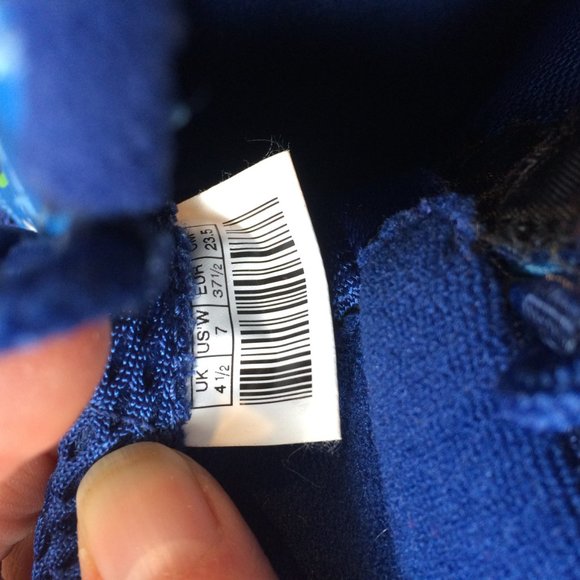 Puma Shoes - Picture 5 of 6